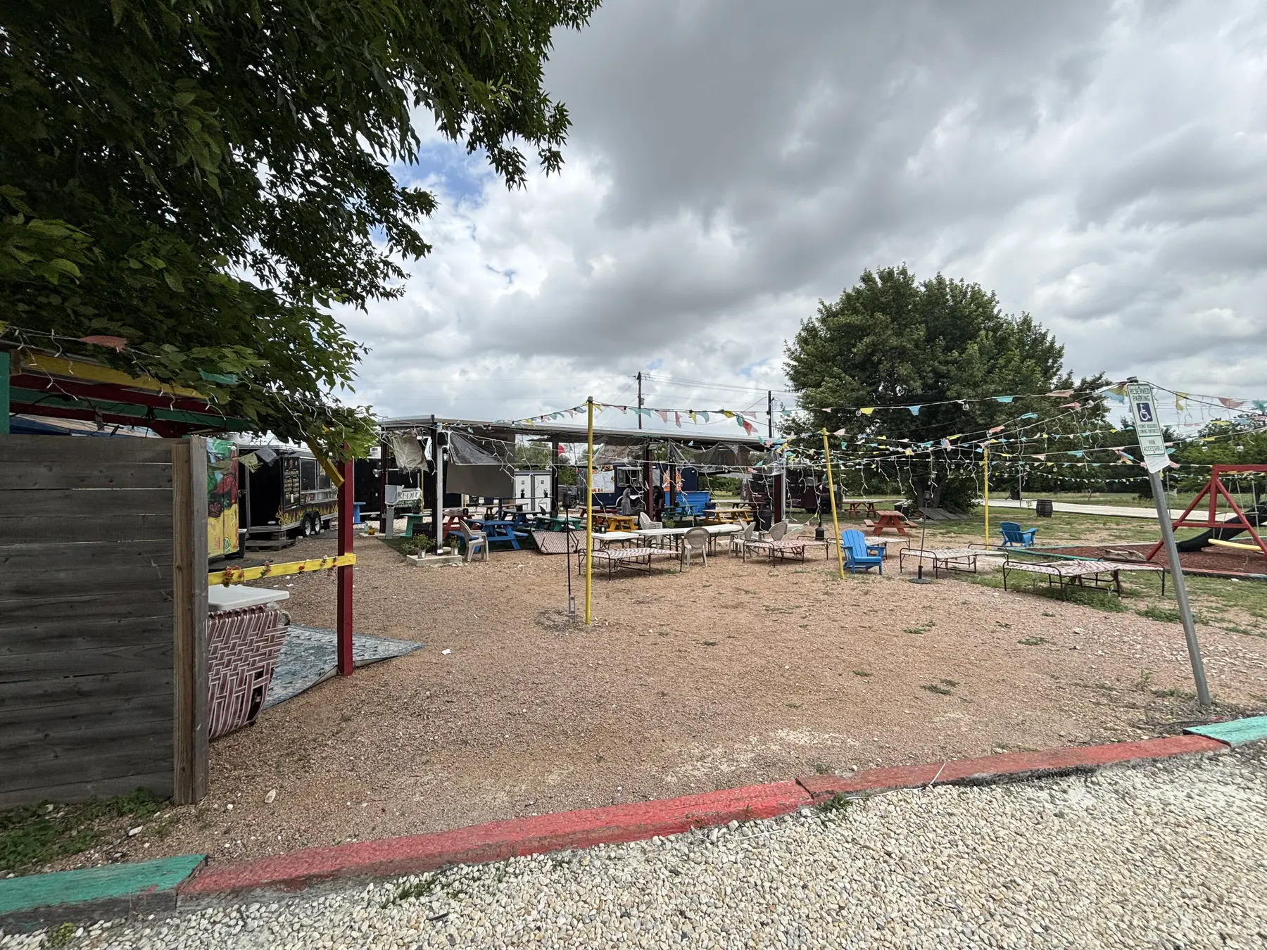 1500 S. Bagdad Road — Property entrance
